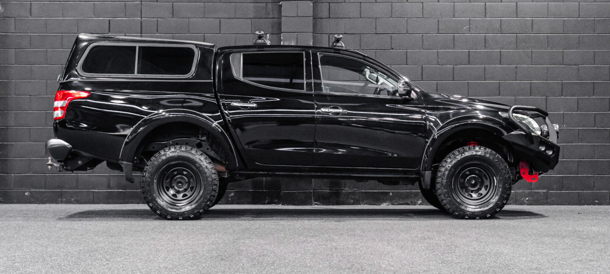 Vehicle Gallery Image
