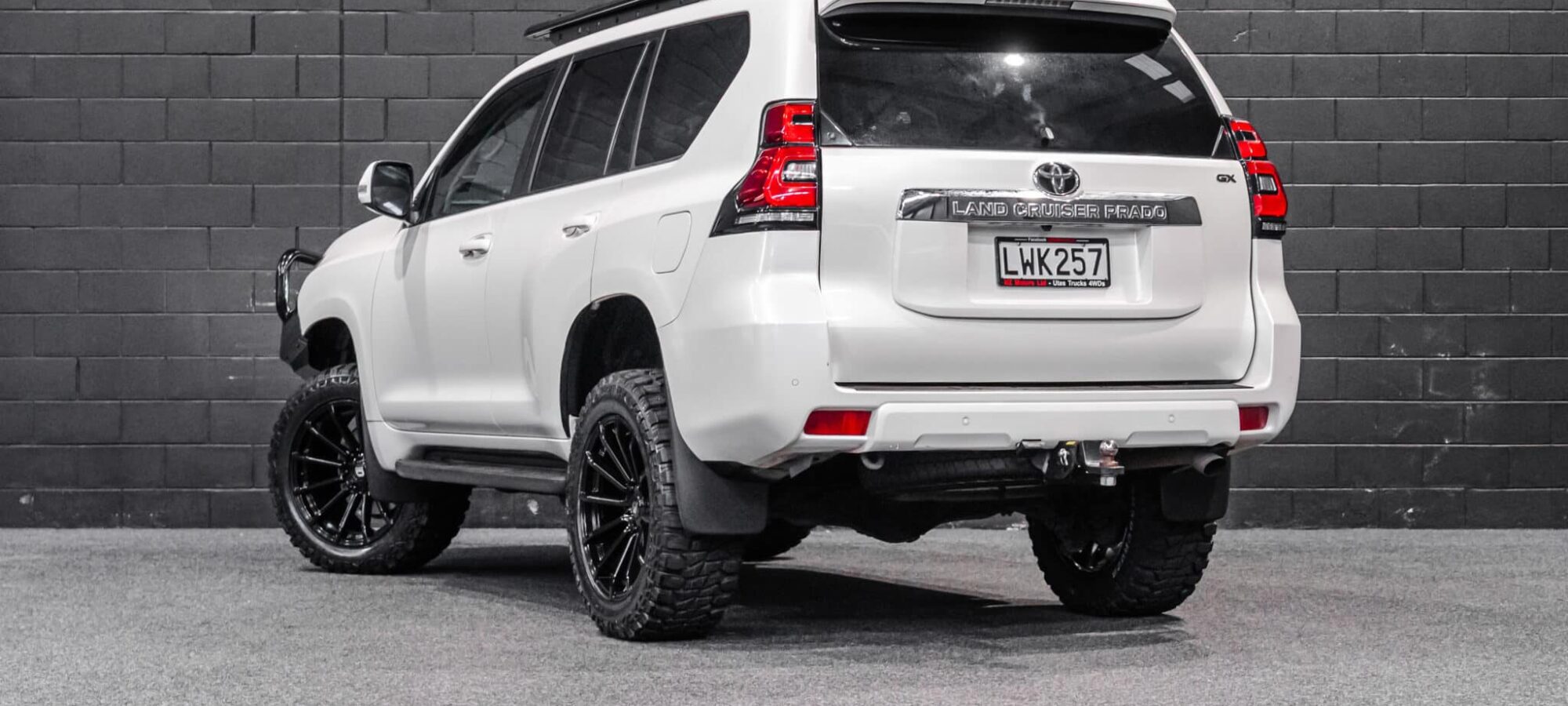 Vehicle Gallery Image