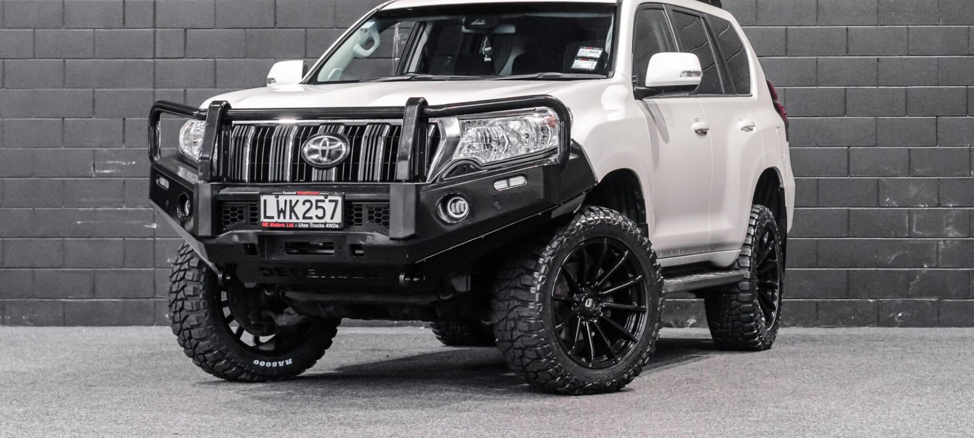 Vehicle Gallery Image