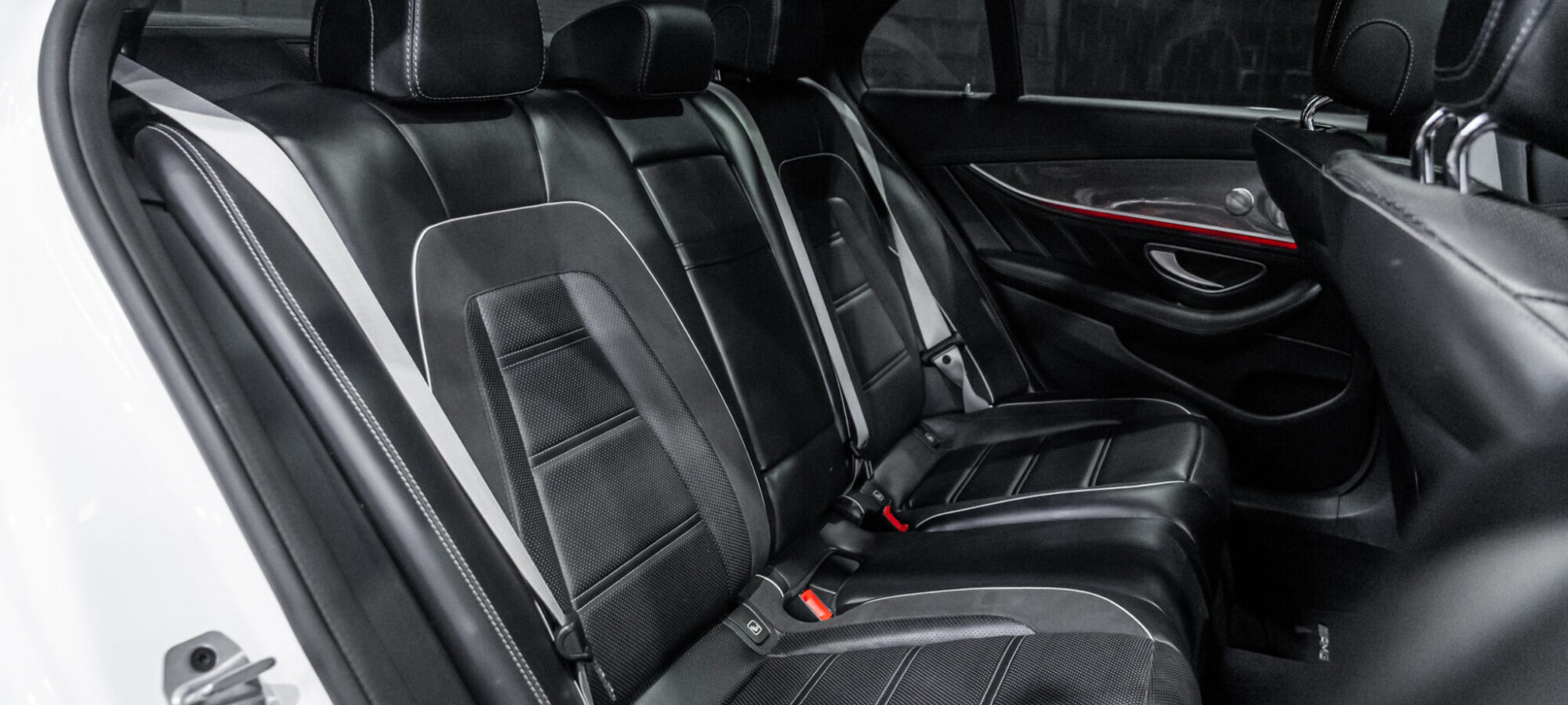 Vehicle Gallery Image