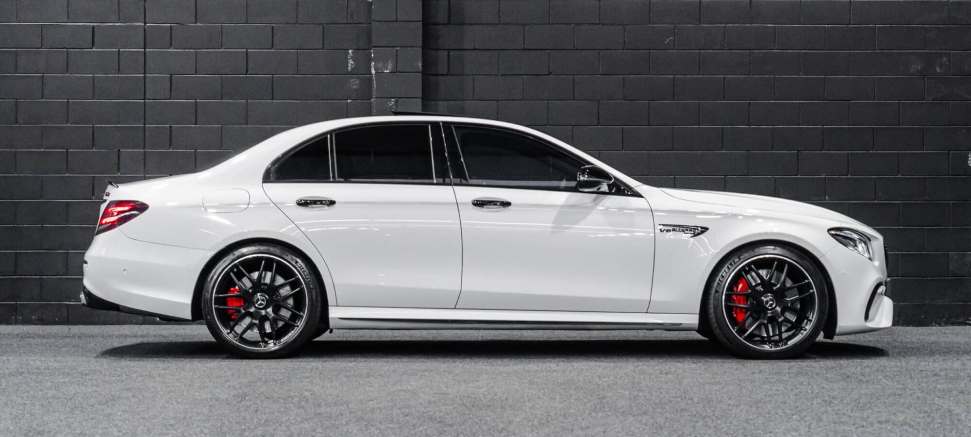 Vehicle Gallery Image