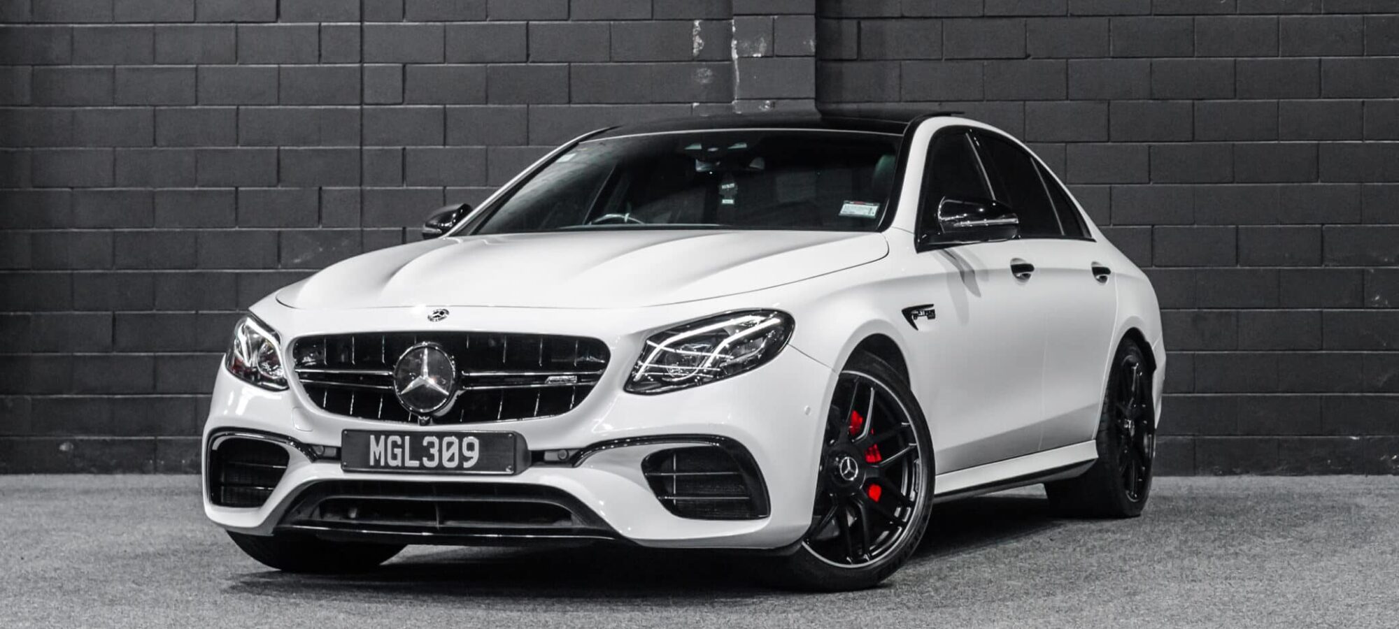 Vehicle Gallery Image