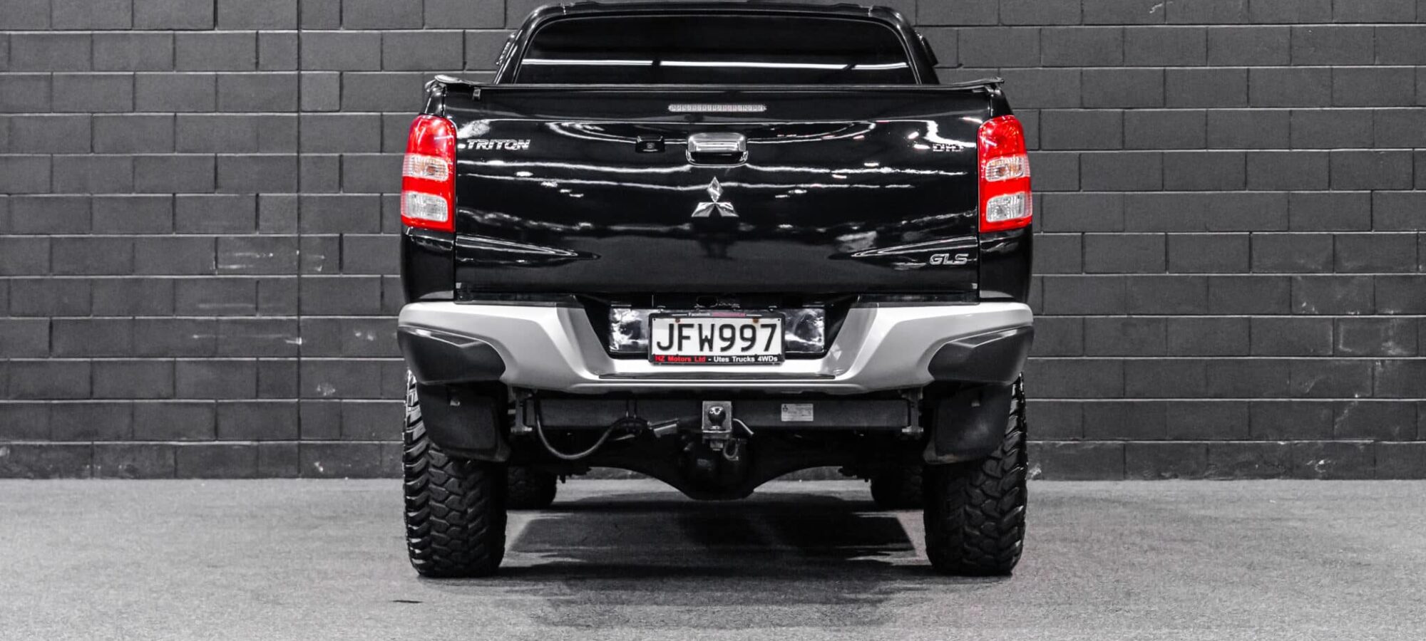 Vehicle Gallery Image