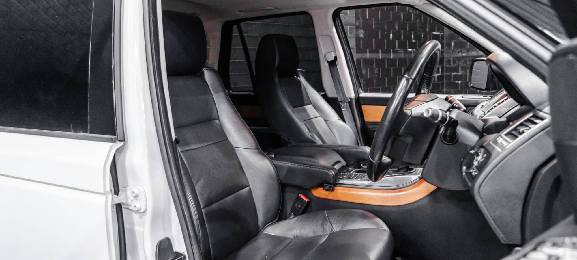 Vehicle Gallery Image