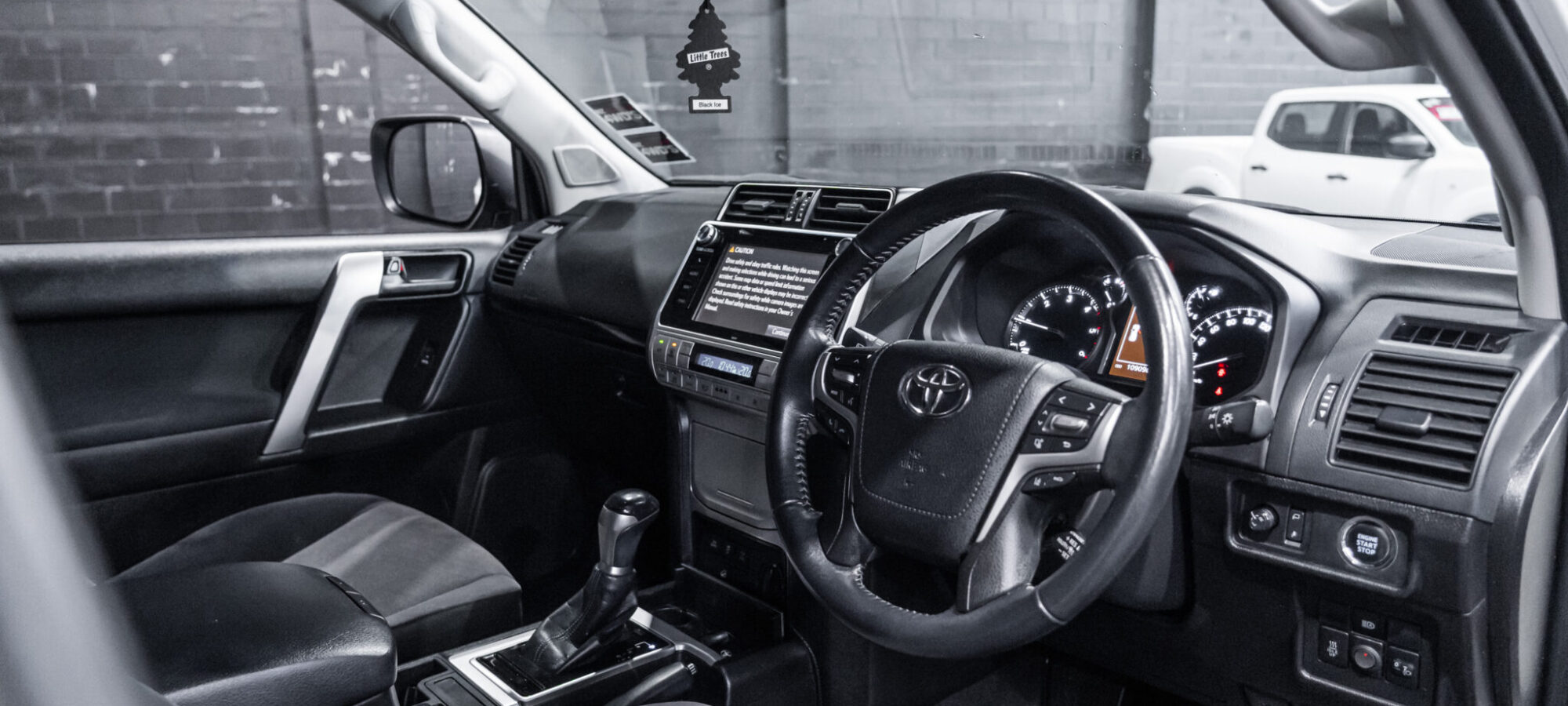 Vehicle Gallery Image