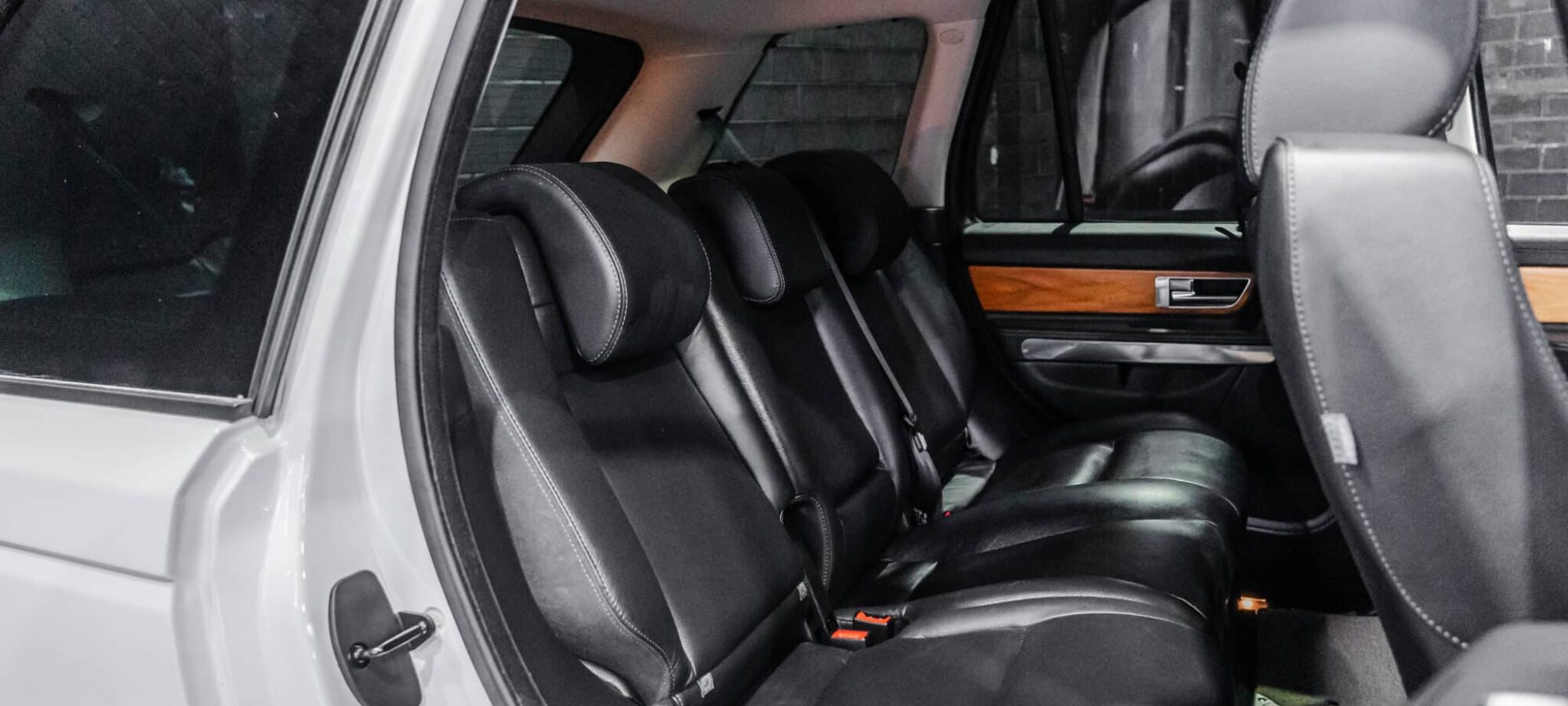 Vehicle Gallery Image
