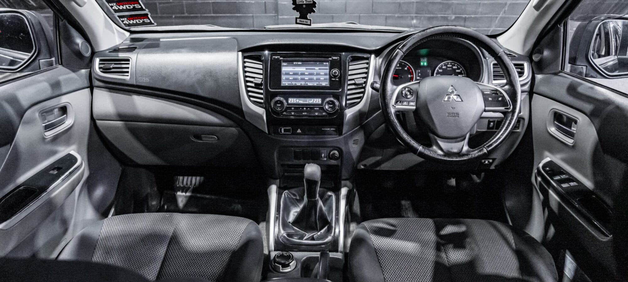 Vehicle Gallery Image