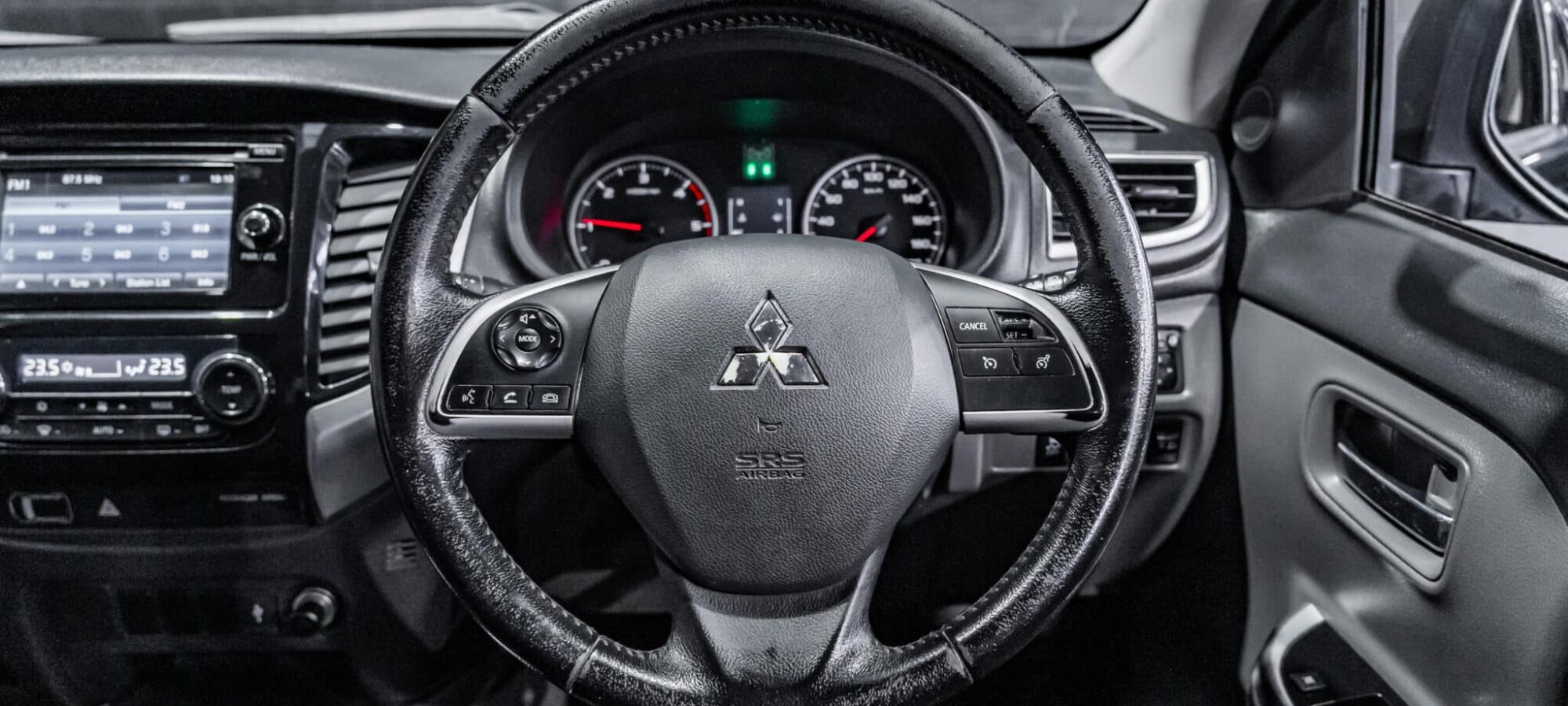 Vehicle Gallery Image