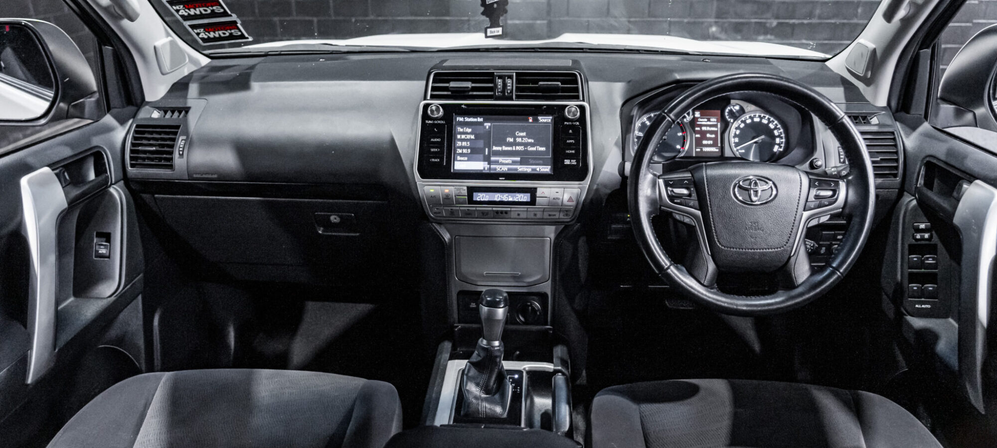 Vehicle Gallery Image