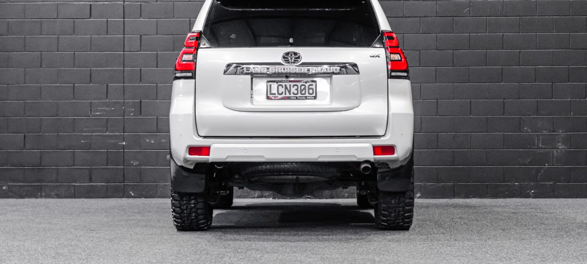 Vehicle Gallery Image