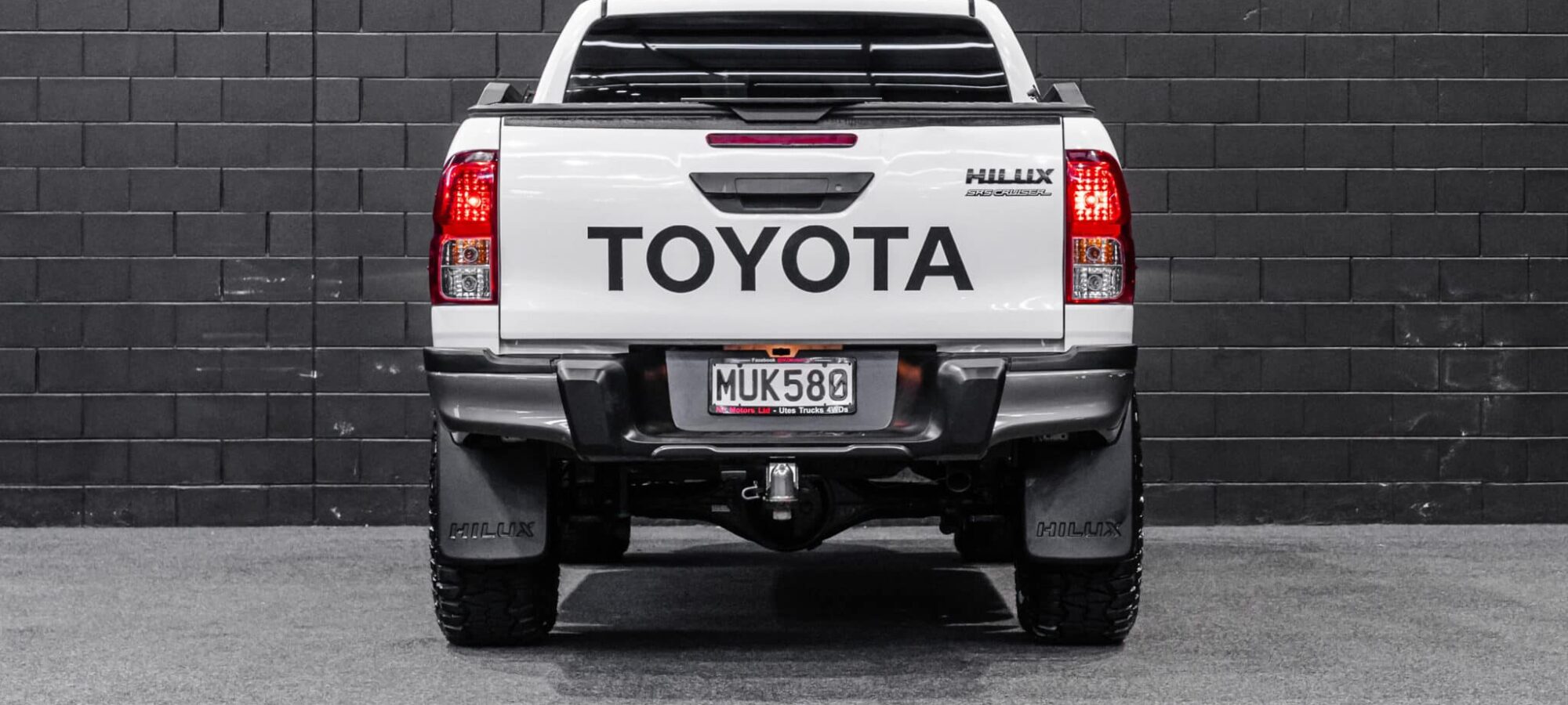 Vehicle Gallery Image