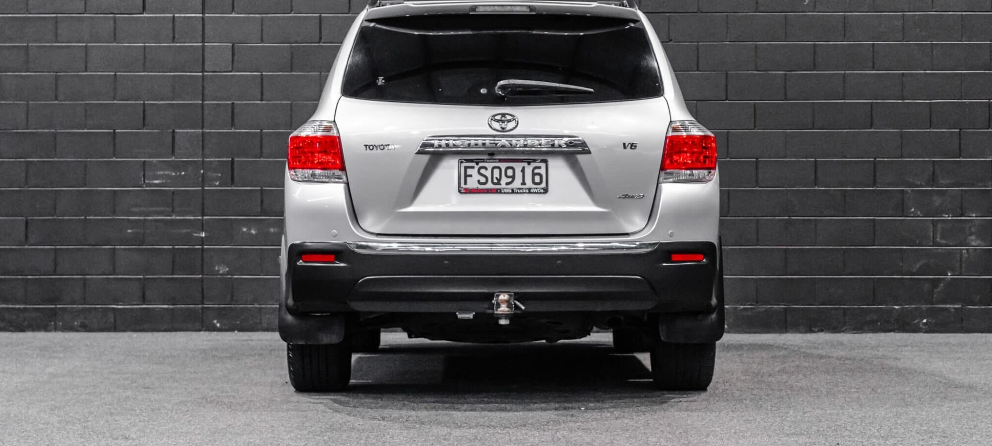 Vehicle Gallery Image