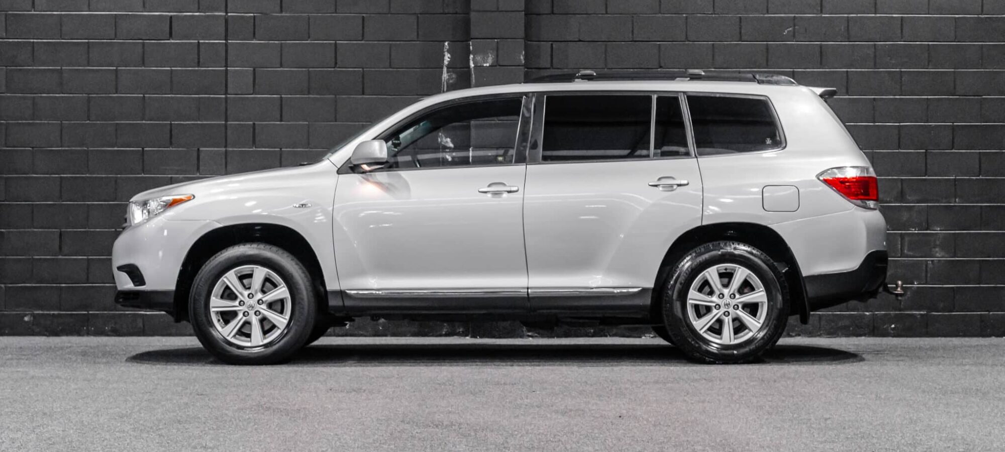 Vehicle Gallery Image