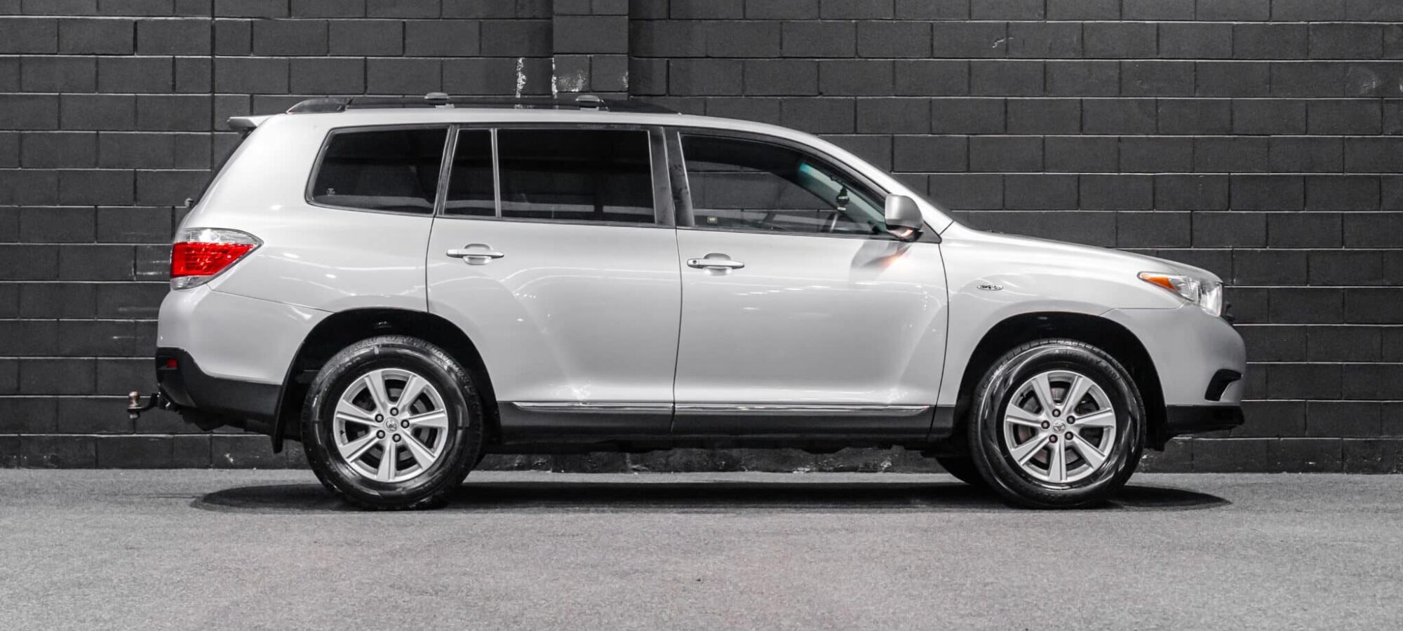 Vehicle Gallery Image