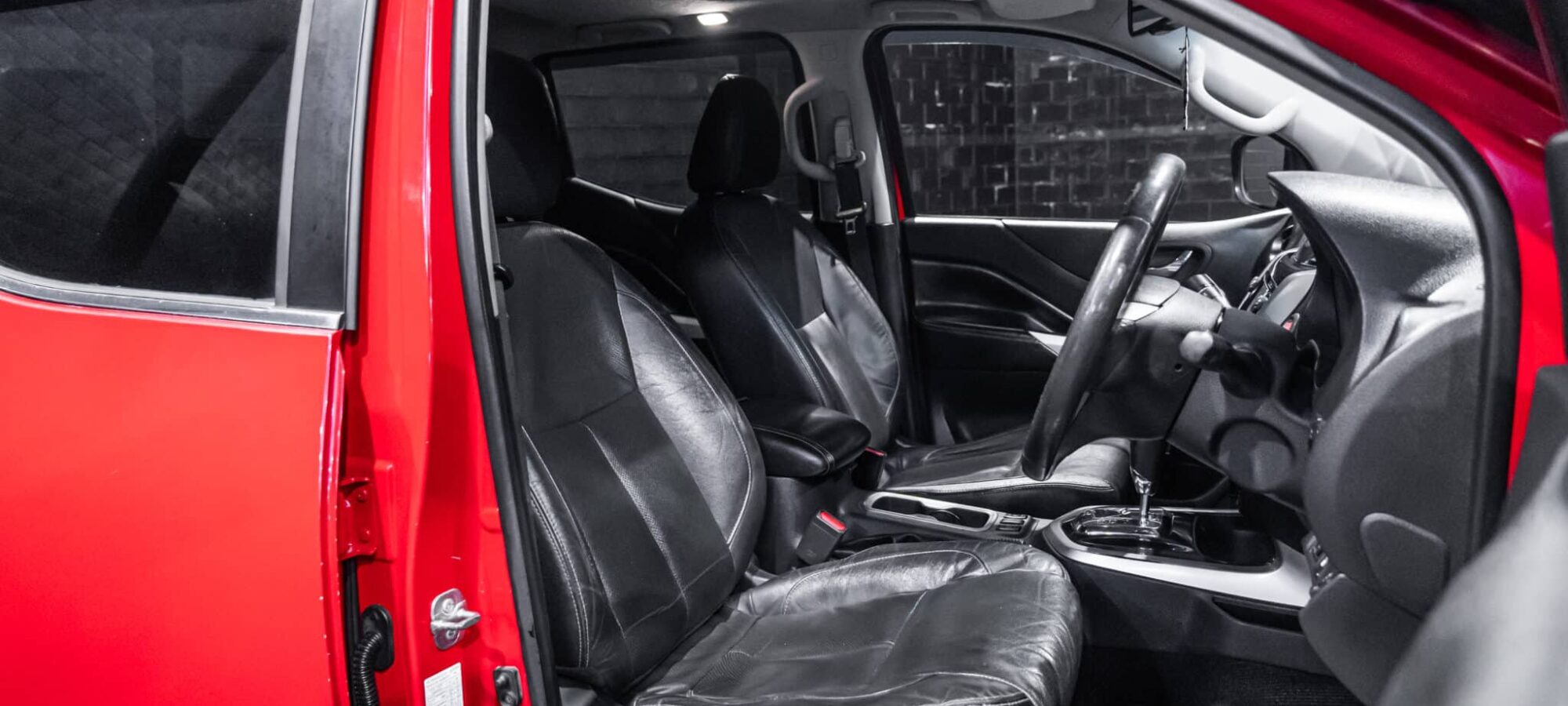 Vehicle Gallery Image