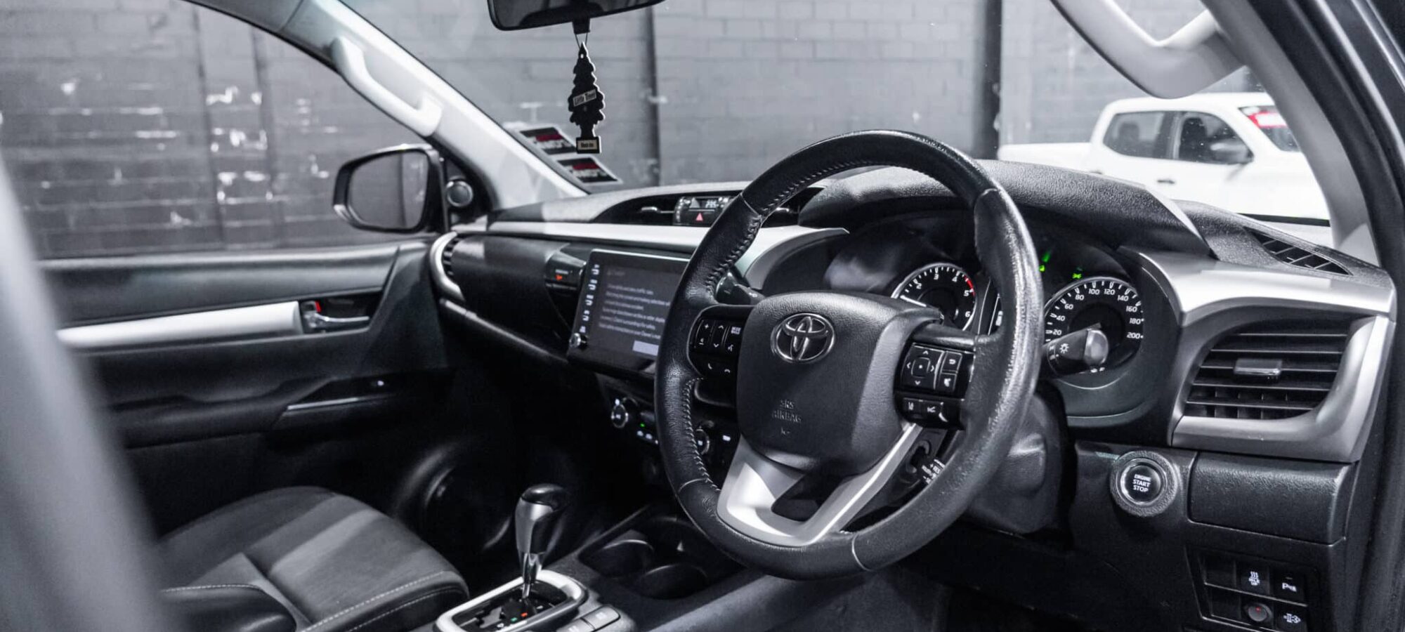 Vehicle Gallery Image