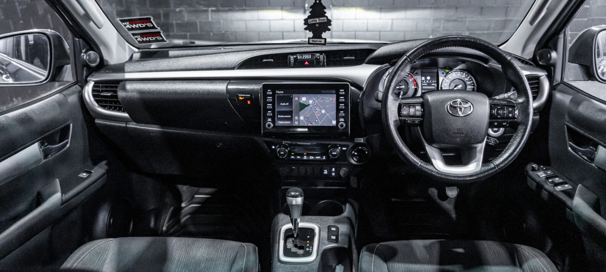 Vehicle Gallery Image