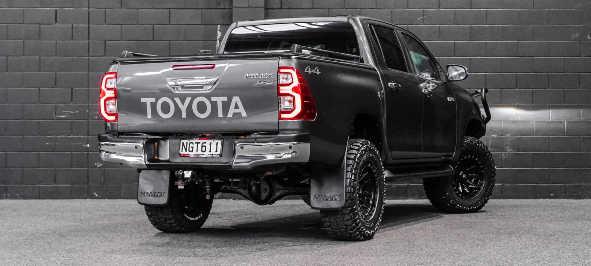 Vehicle Gallery Image