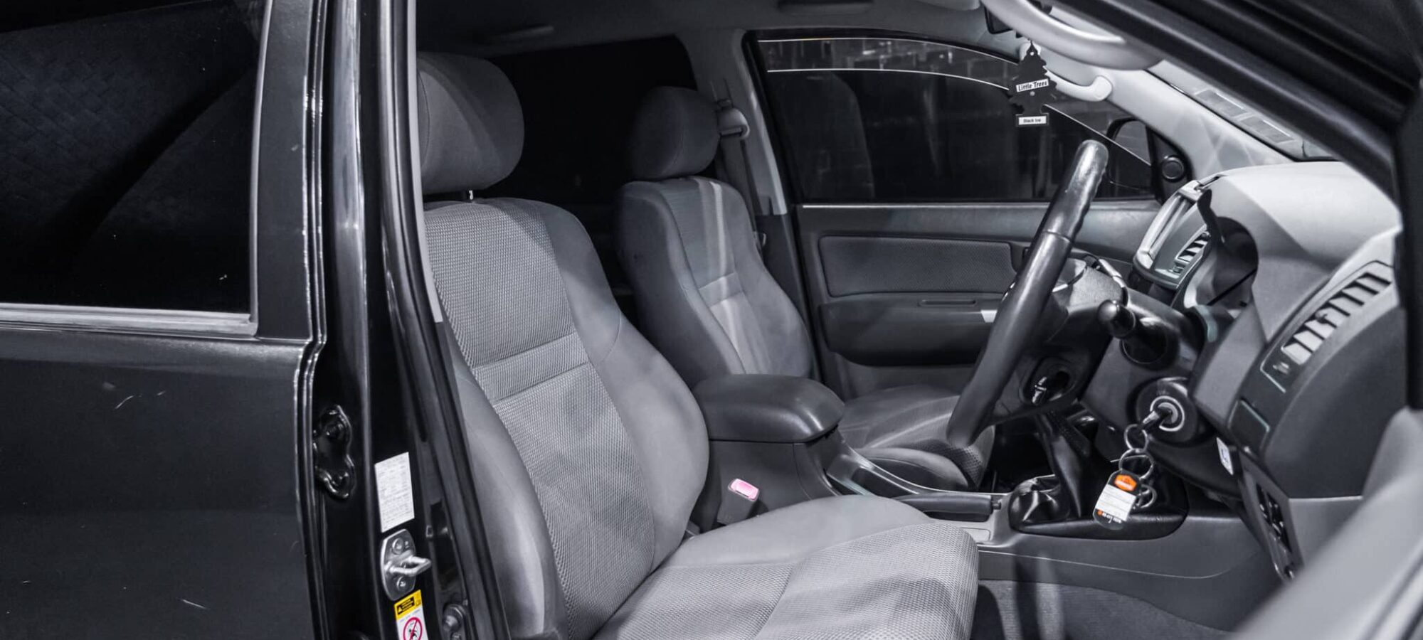 Vehicle Gallery Image