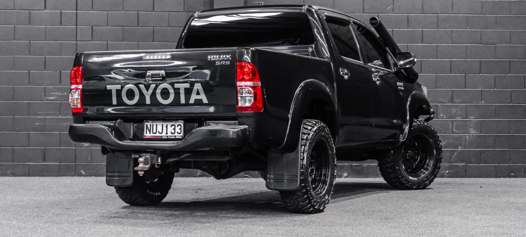 Vehicle Gallery Image