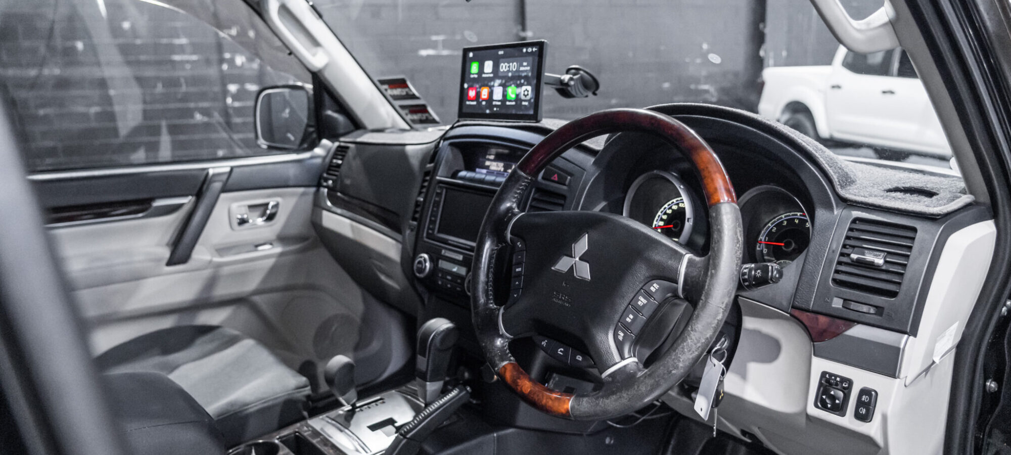 Vehicle Gallery Image