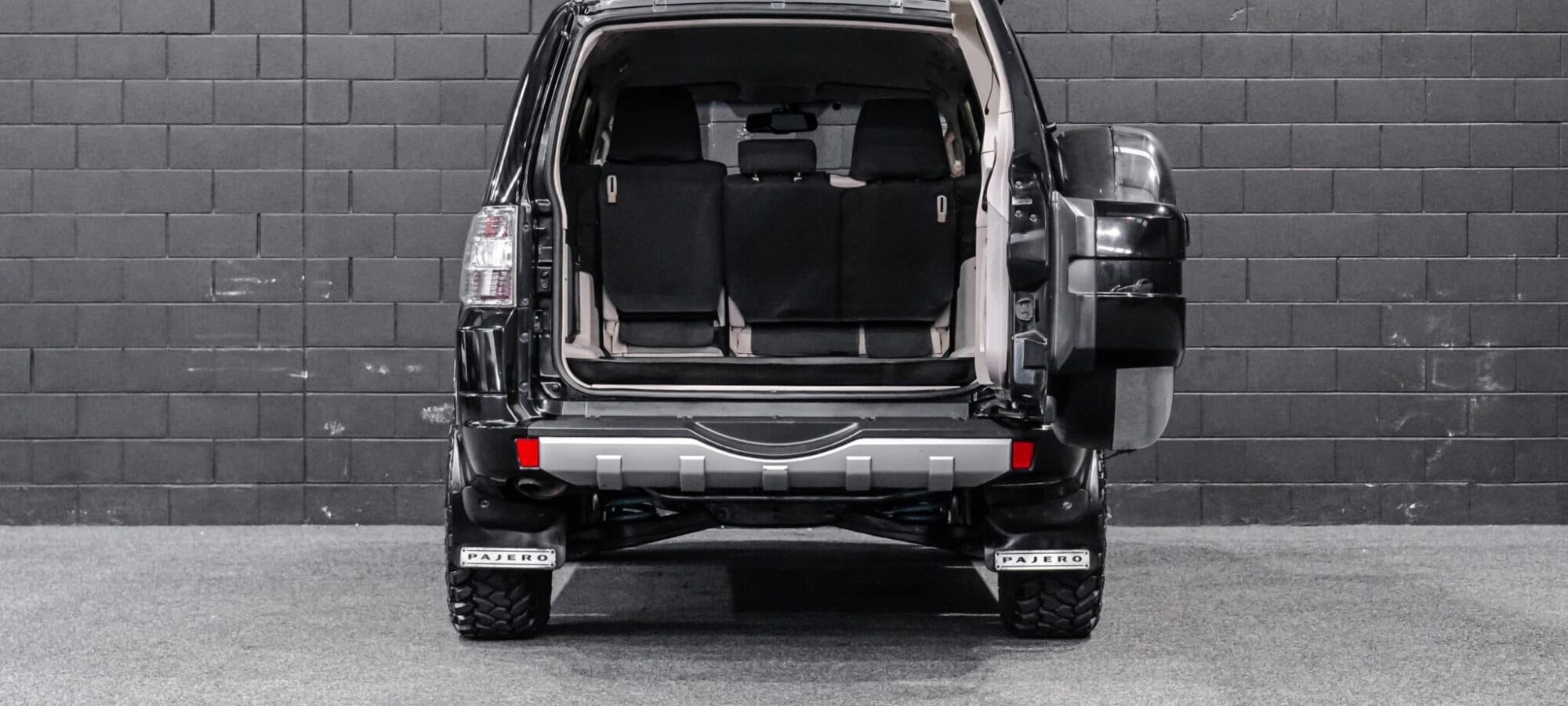 Vehicle Gallery Image