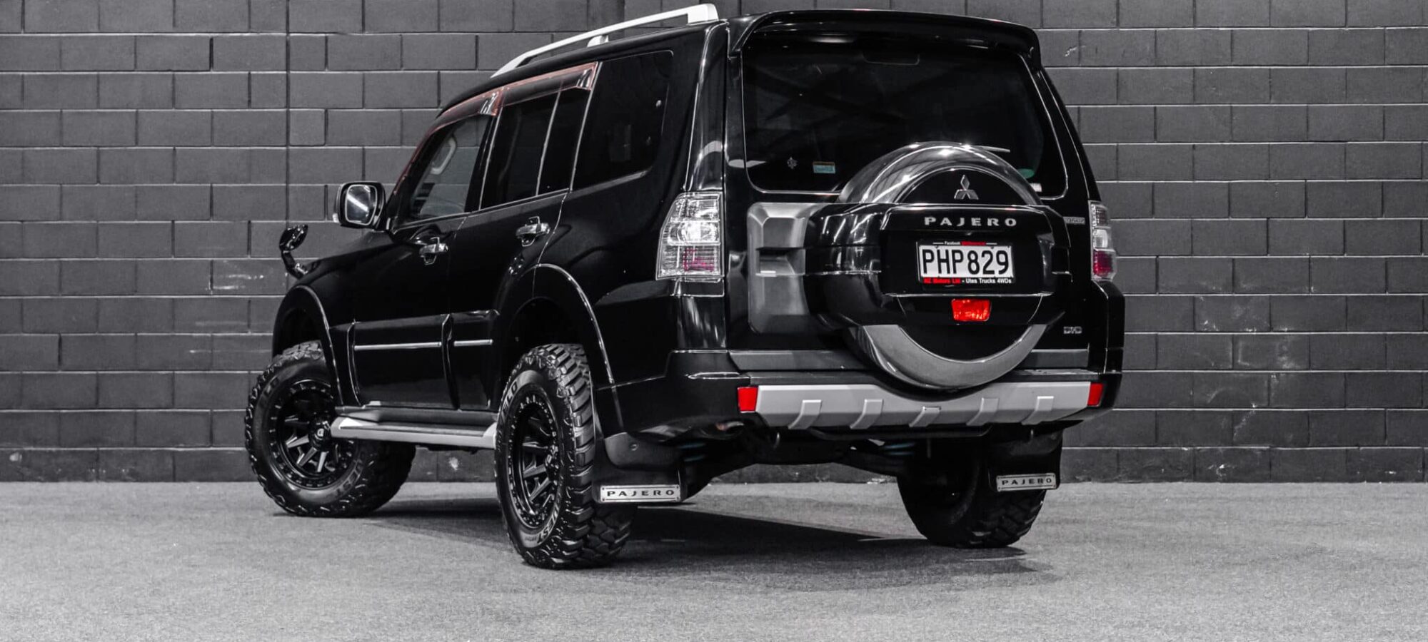 Vehicle Gallery Image