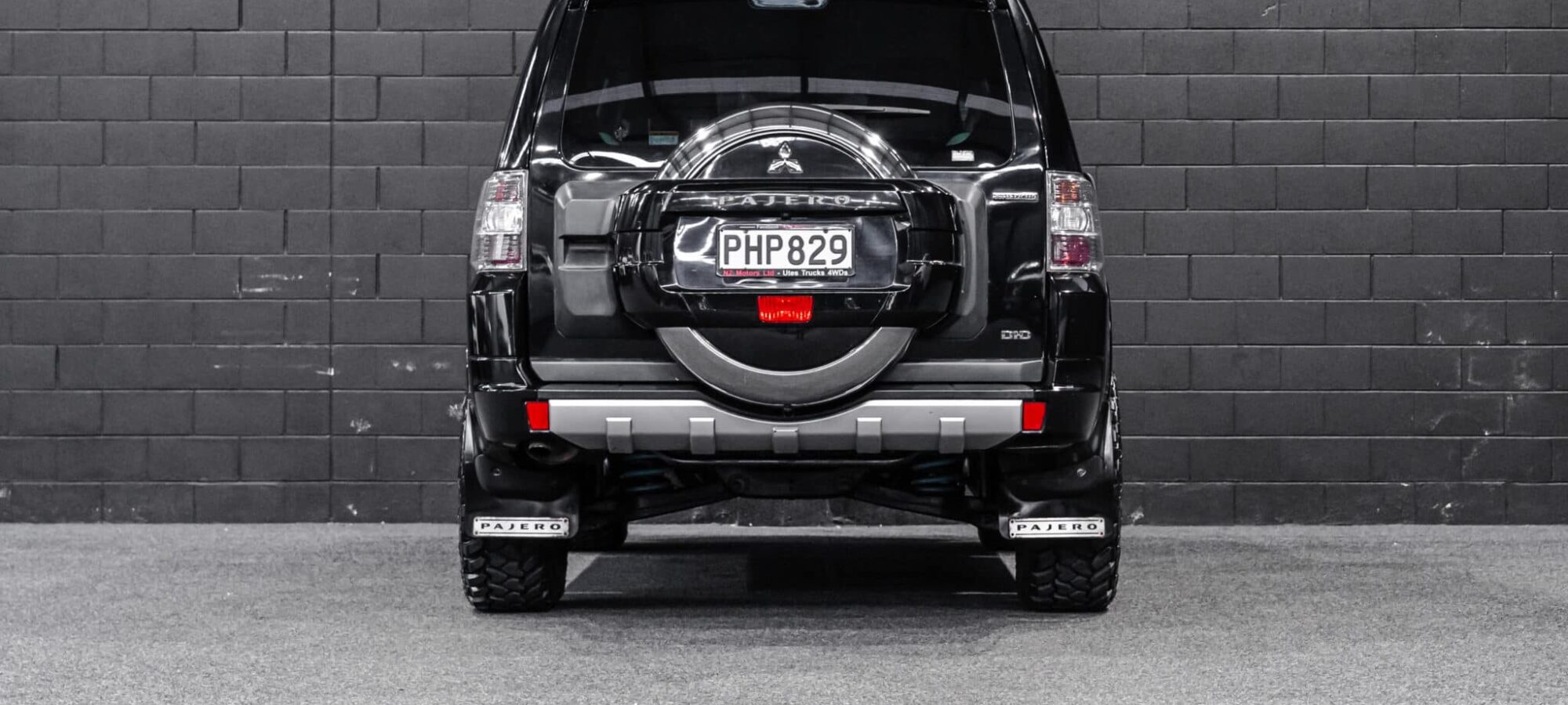 Vehicle Gallery Image