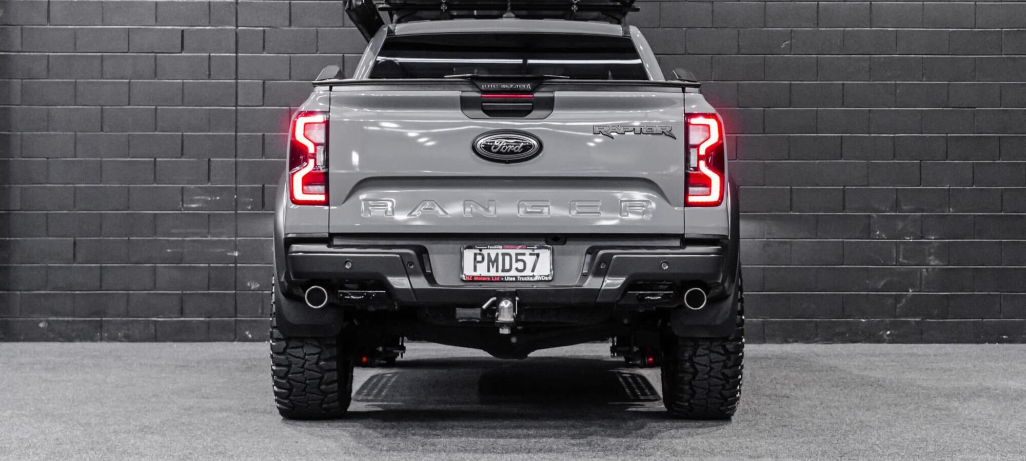 Vehicle Gallery Image