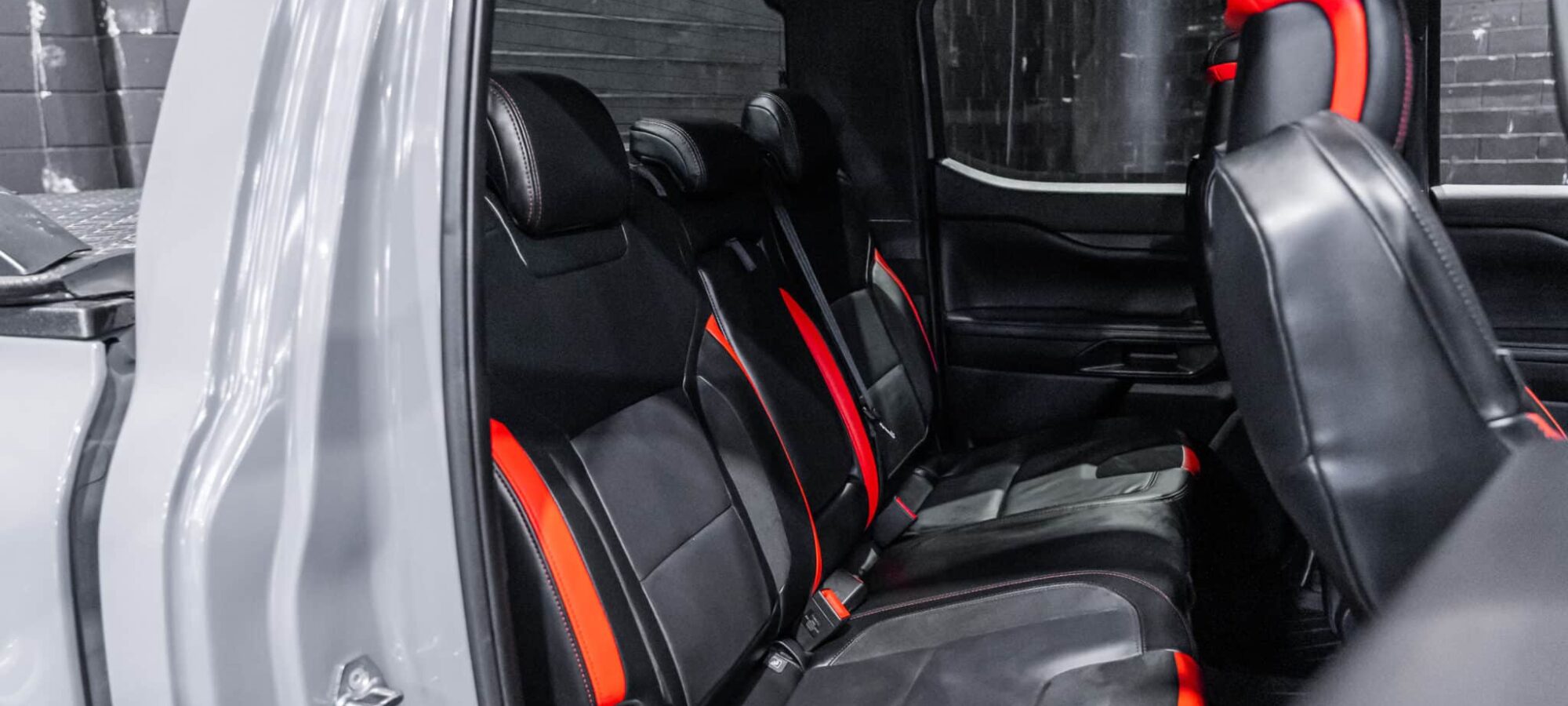 Vehicle Gallery Image