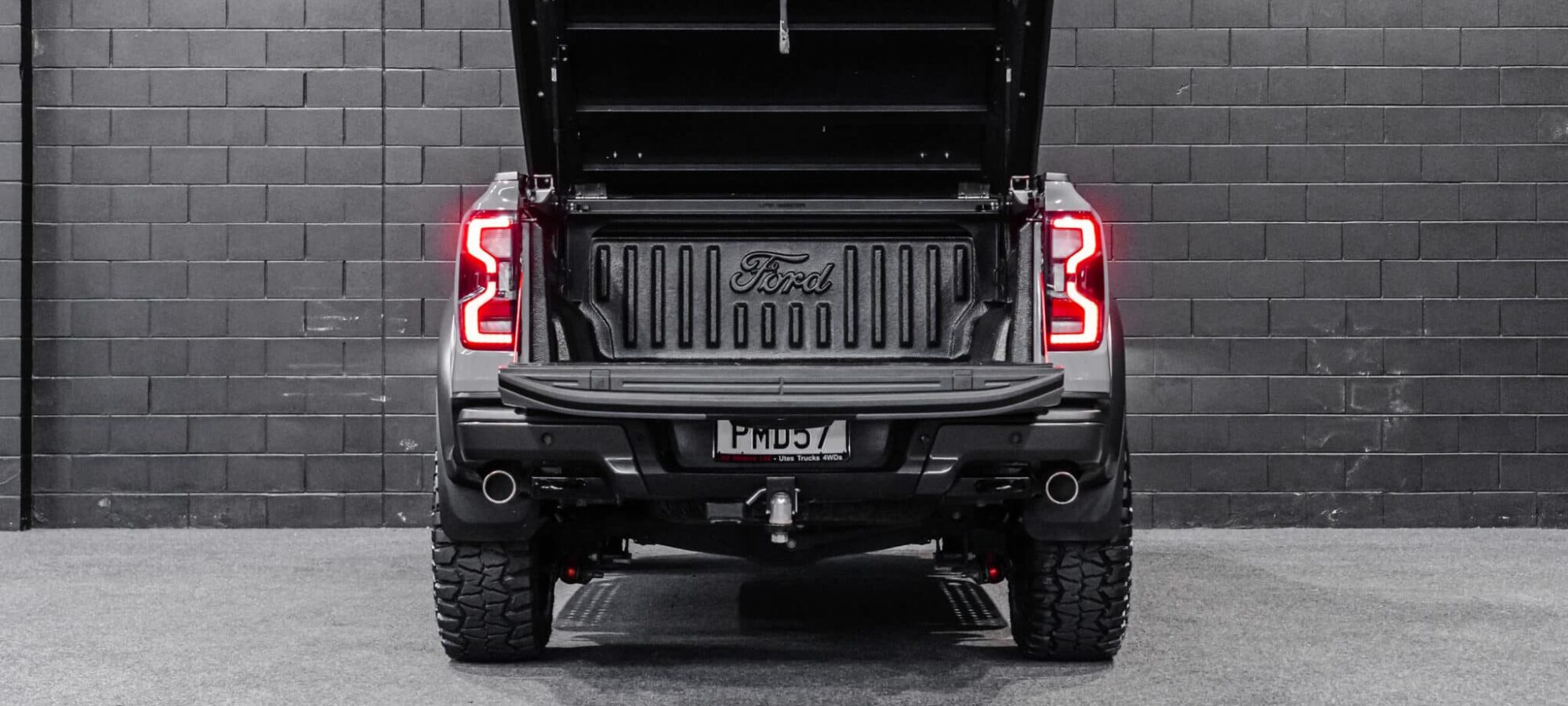 Vehicle Gallery Image