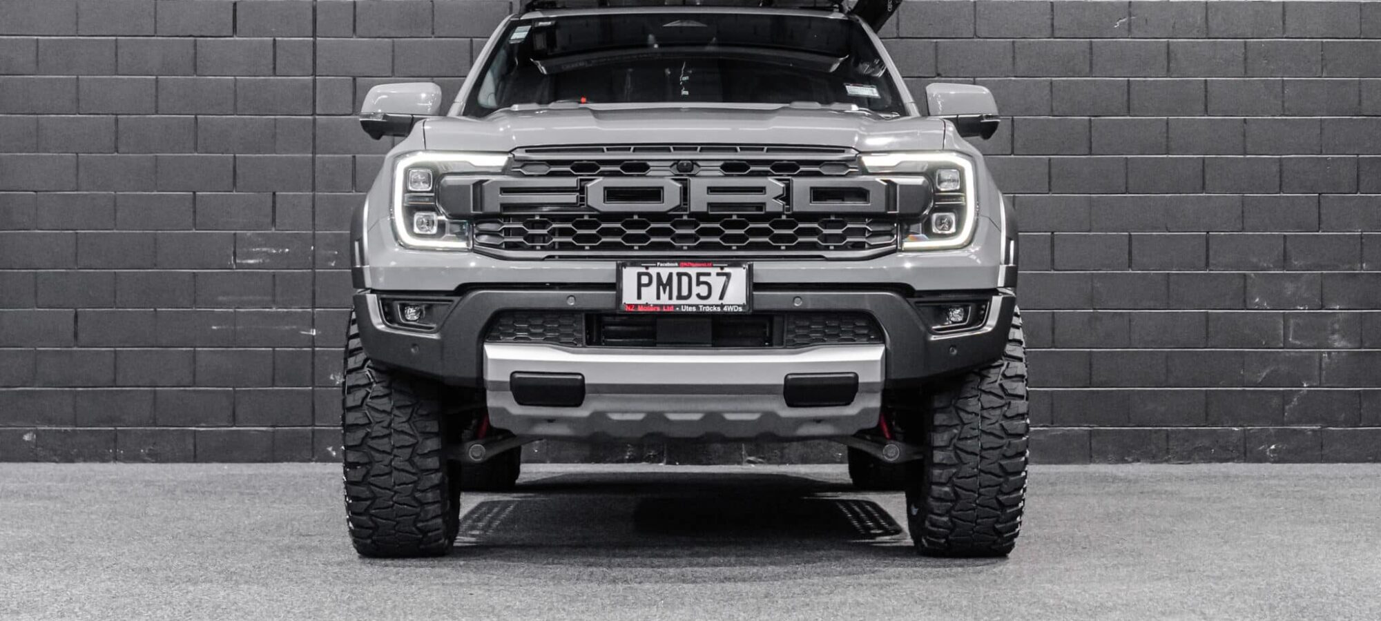 Vehicle Gallery Image