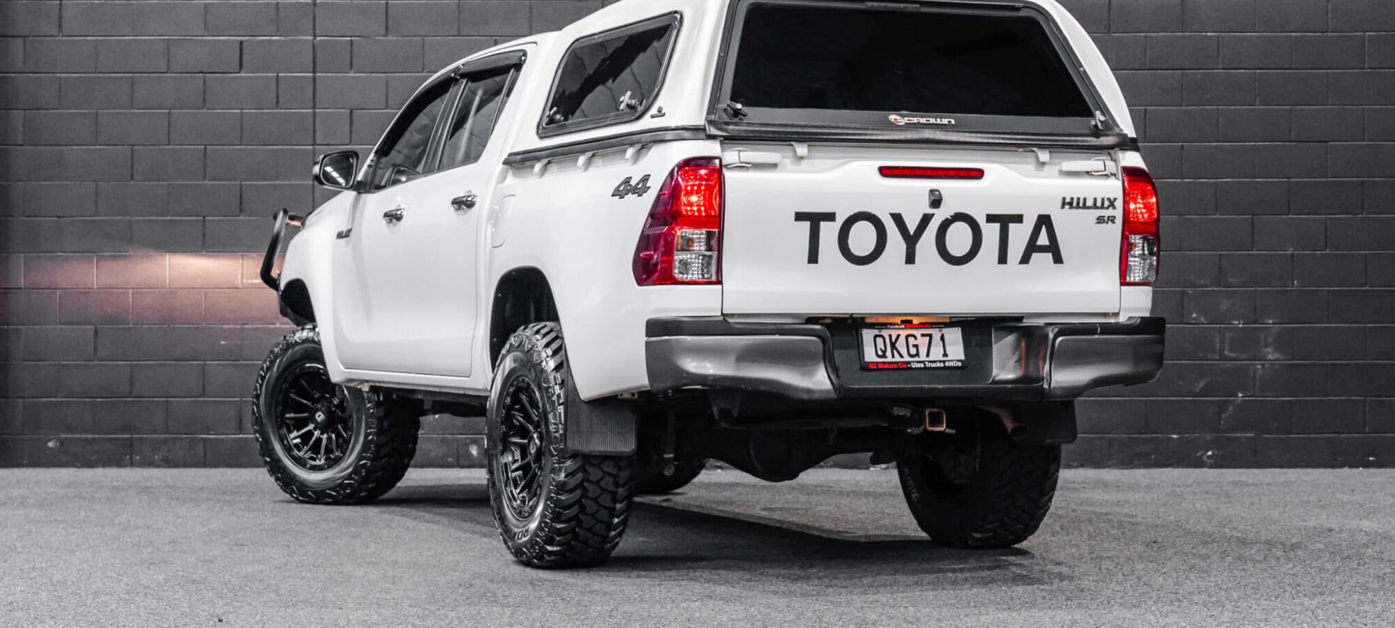 Vehicle Gallery Image