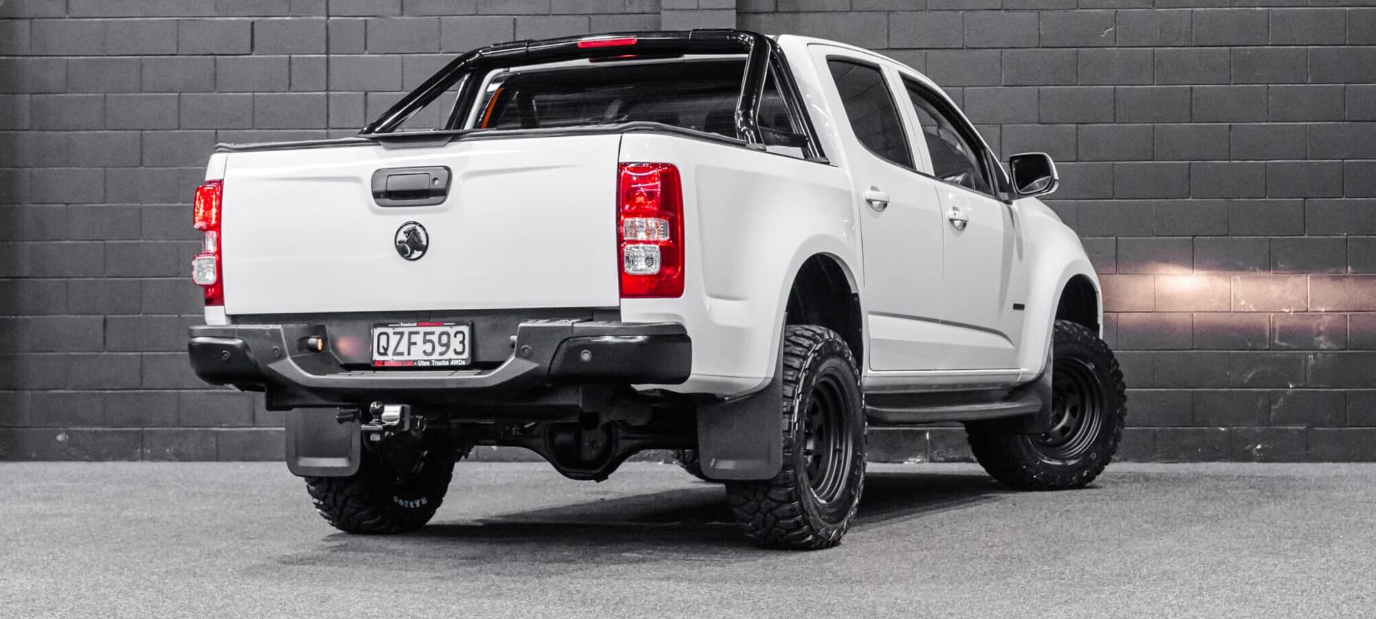 Vehicle Gallery Image