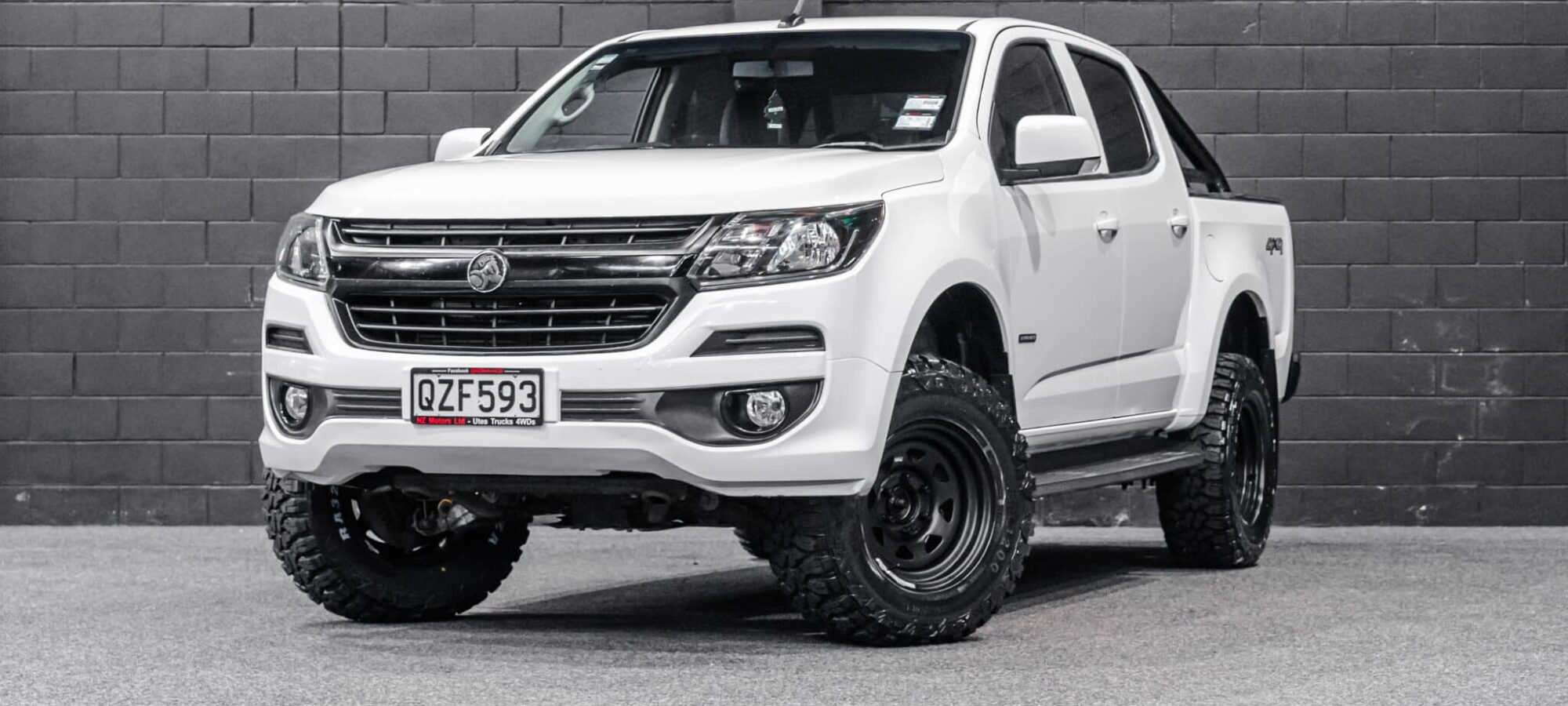 Vehicle Gallery Image