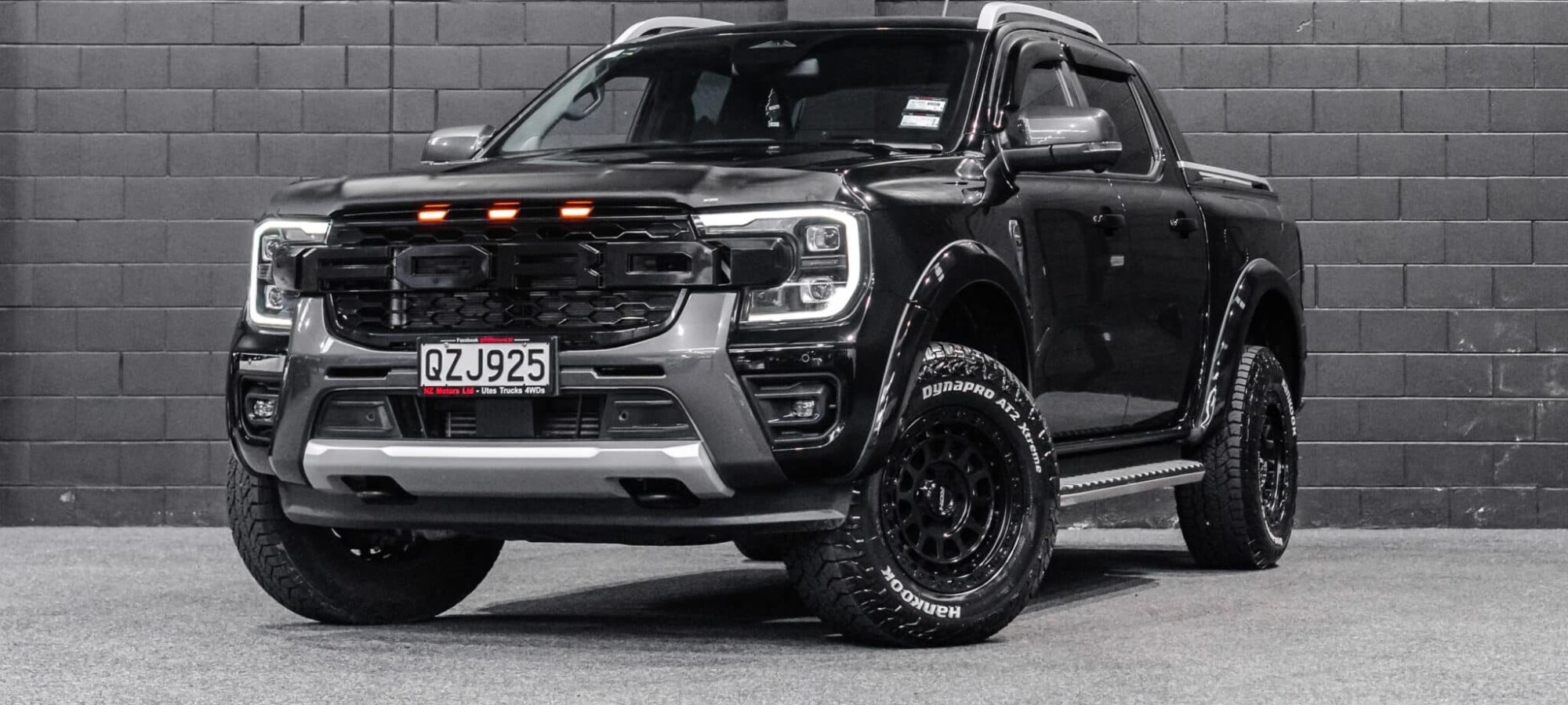 Vehicle Gallery Image