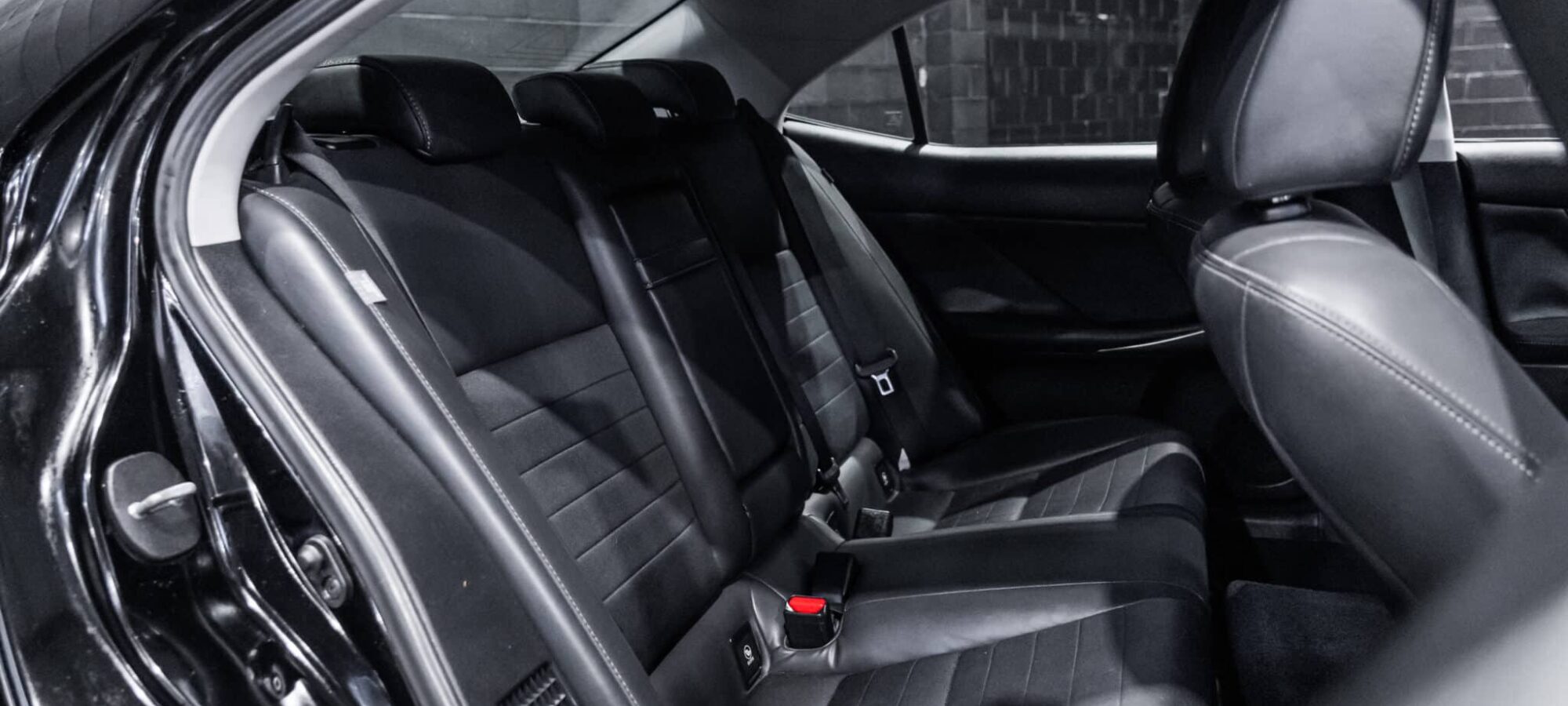 Vehicle Gallery Image