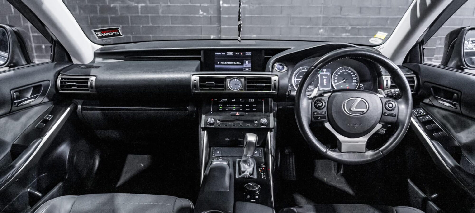 Vehicle Gallery Image