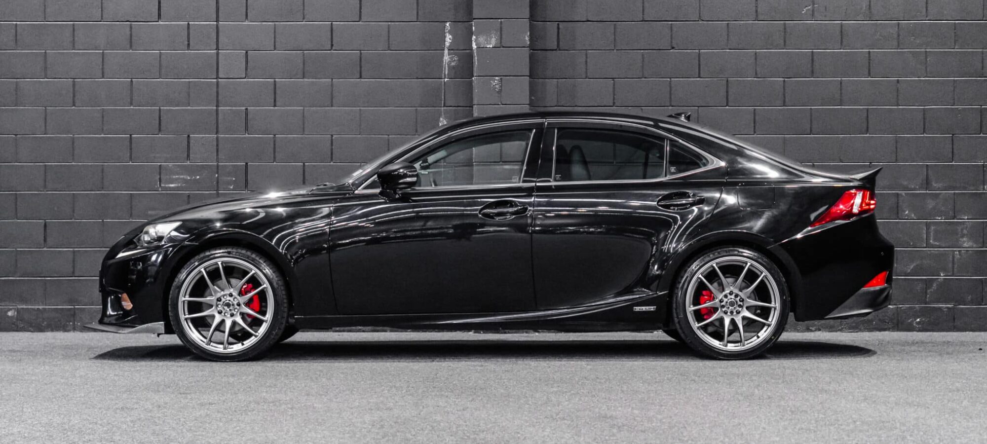 Vehicle Gallery Image