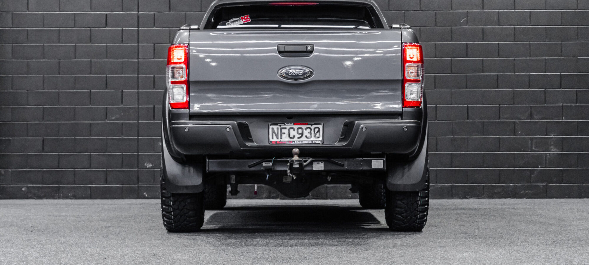 Vehicle Gallery Image
