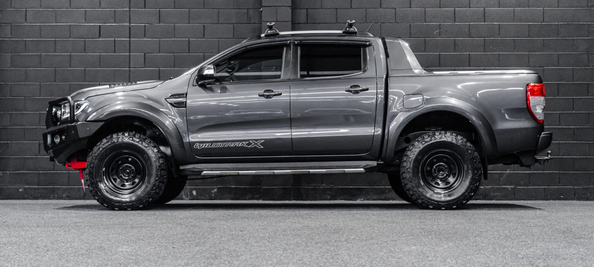 Vehicle Gallery Image