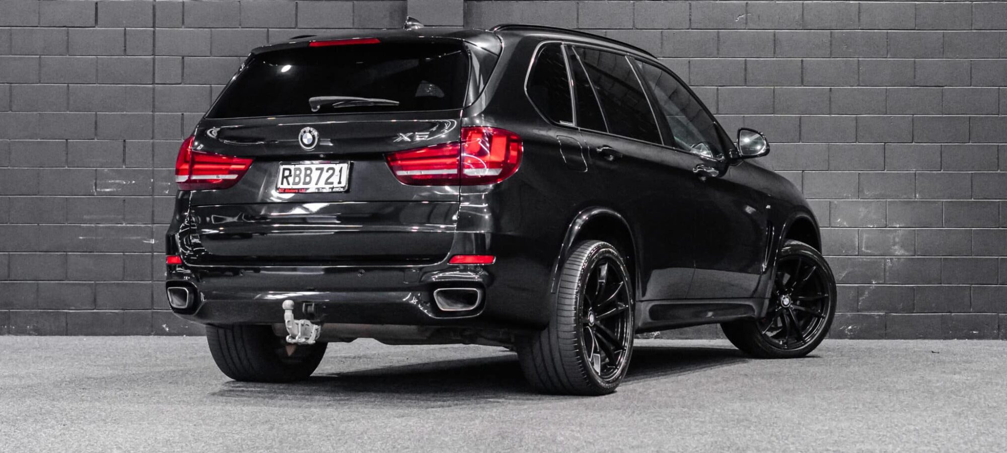 Vehicle Gallery Image