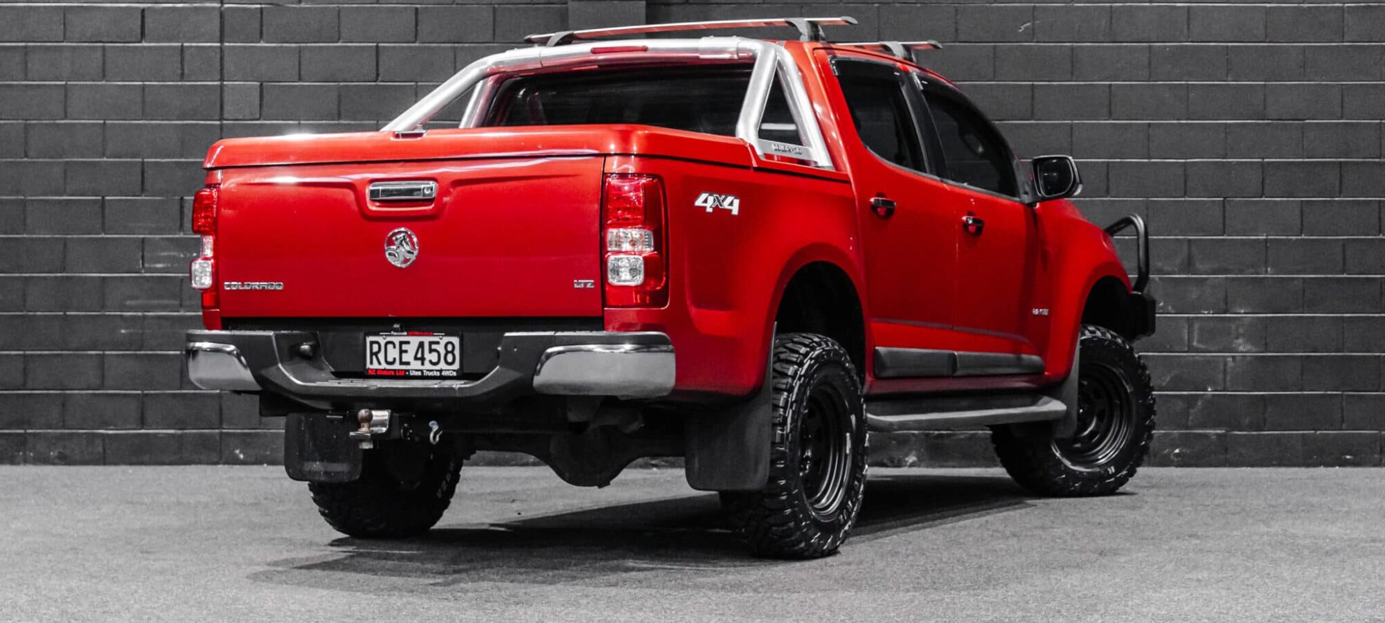 Vehicle Gallery Image