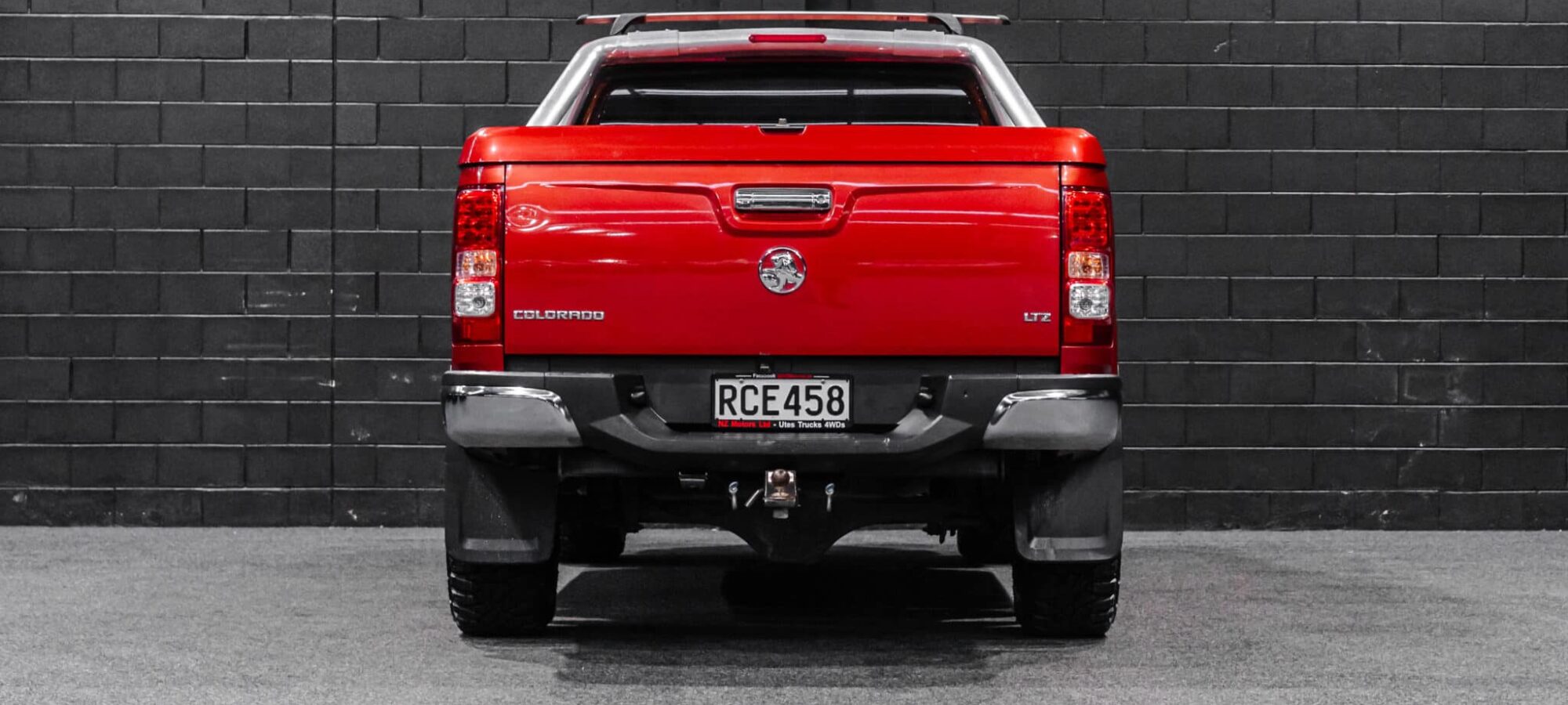 Vehicle Gallery Image