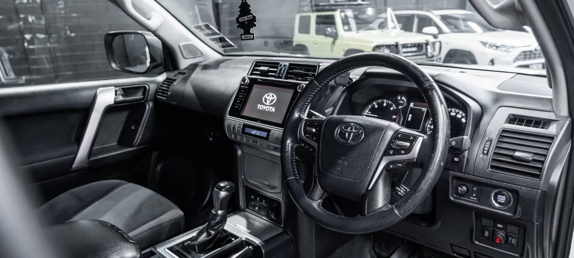 Vehicle Gallery Image