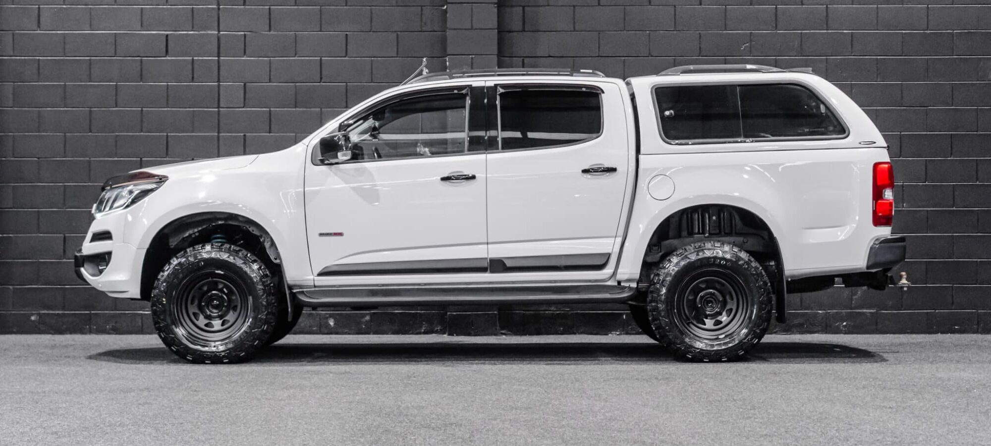 Vehicle Gallery Image