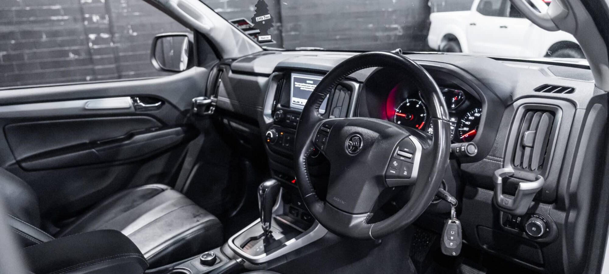 Vehicle Gallery Image