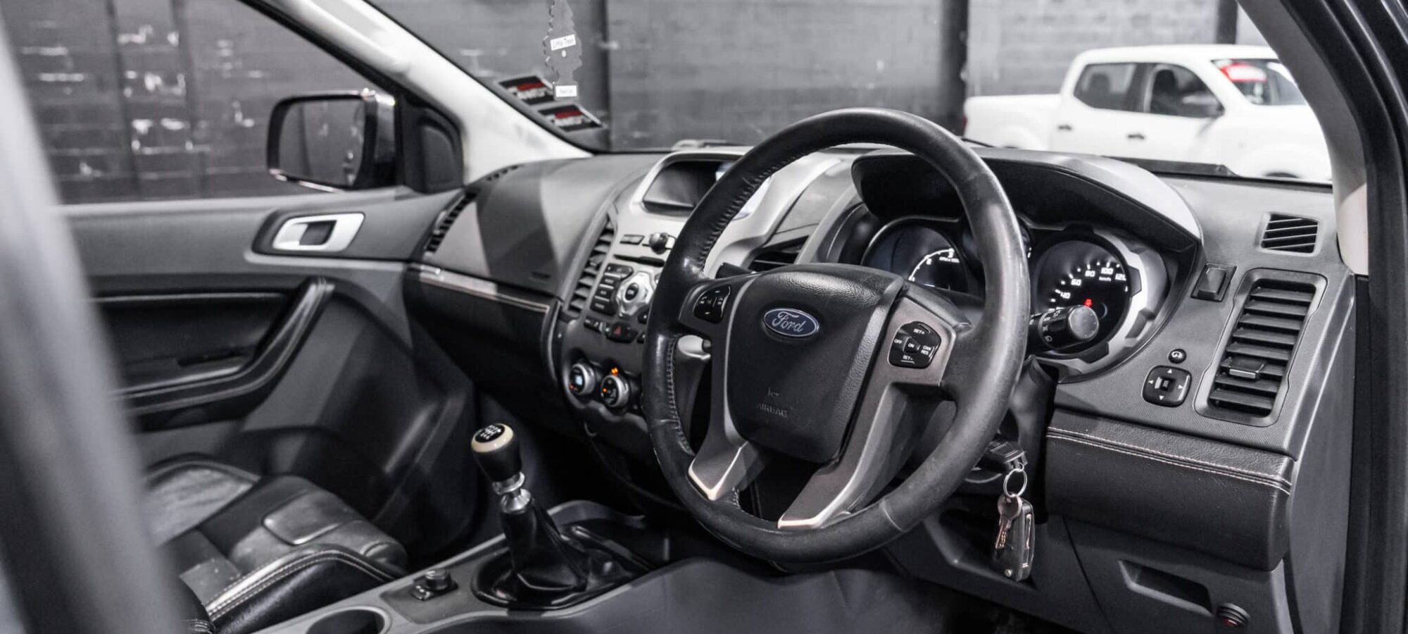 Vehicle Gallery Image