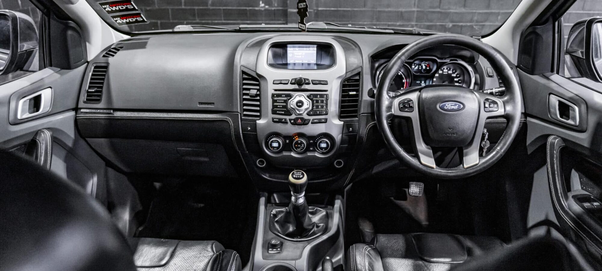 Vehicle Gallery Image