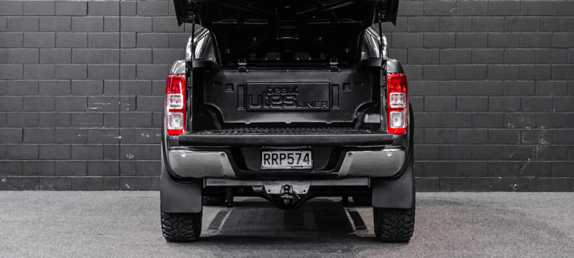 Vehicle Gallery Image